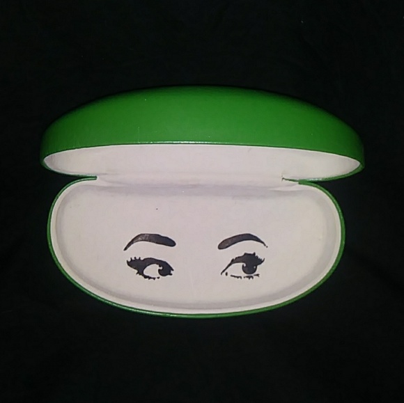 kate spade Other - ♠Kate Spade♠ Eyeglasses/Sunglasses case